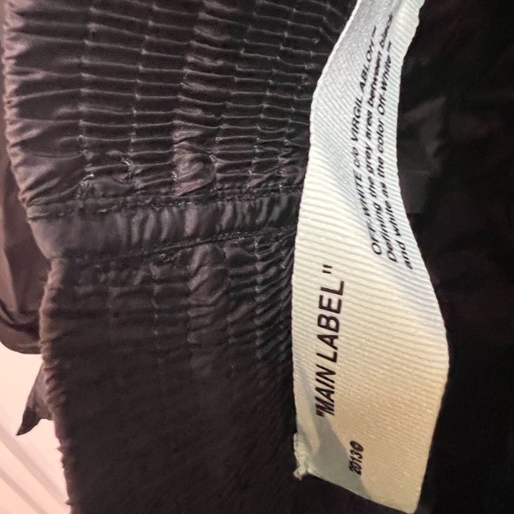 OFF-WHITE RUNNING SHORTS SIZE 40 - Picture 5 of 7